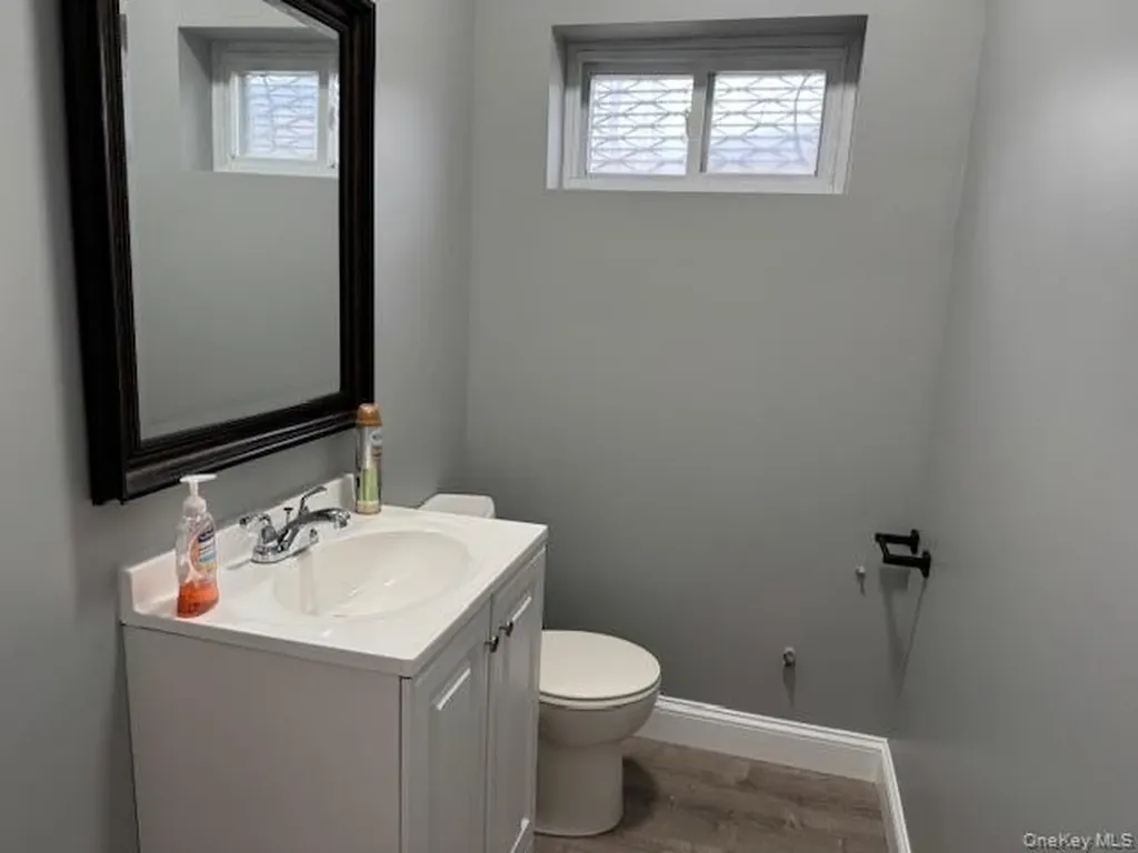 7 Ruscitti Road New Windsor NY 12553