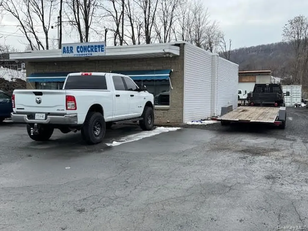 7 Ruscitti Road New Windsor NY 12553