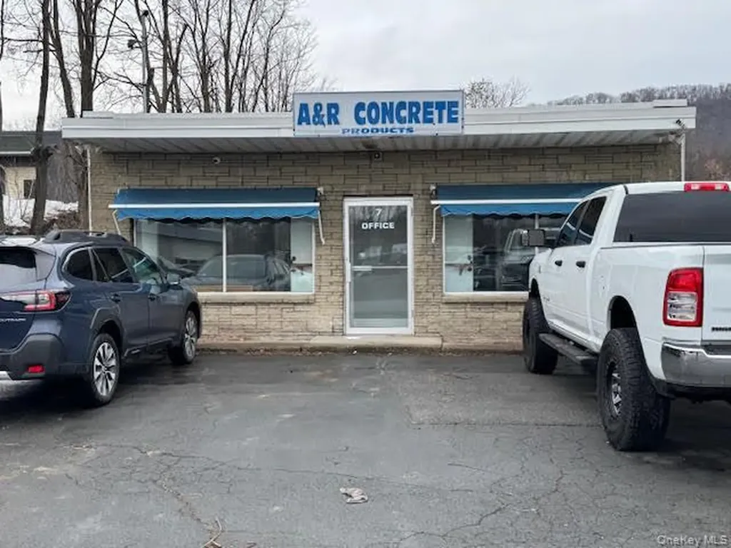 7 Ruscitti Road New Windsor NY 12553