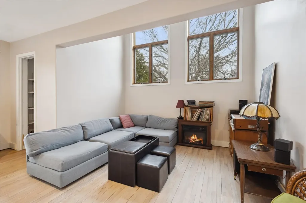 12 Friendly Road Smithtown NY 11787