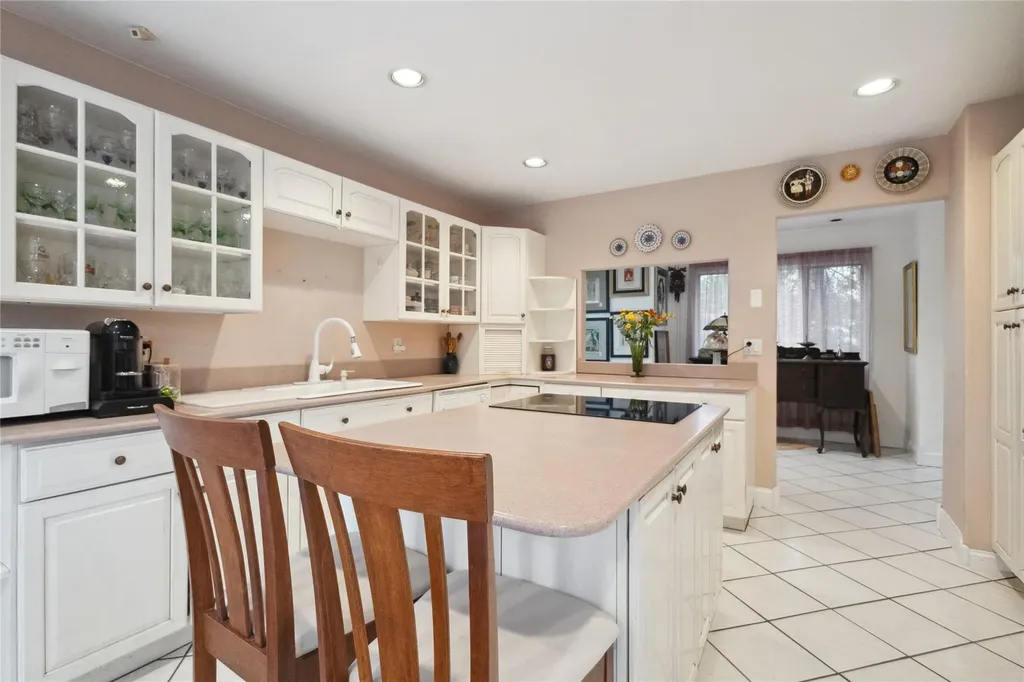 12 Friendly Road Smithtown NY 11787