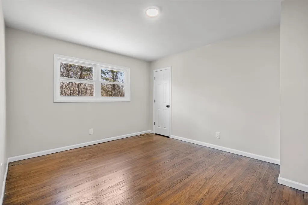 545 County Route 12 New Hampton NY 10958