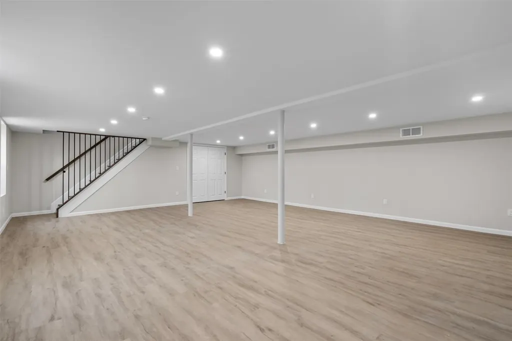 545 County Route 12 New Hampton NY 10958