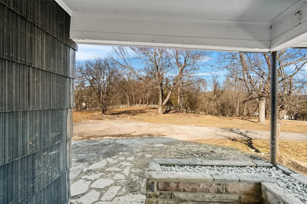545 County Route 12 New Hampton NY 10958