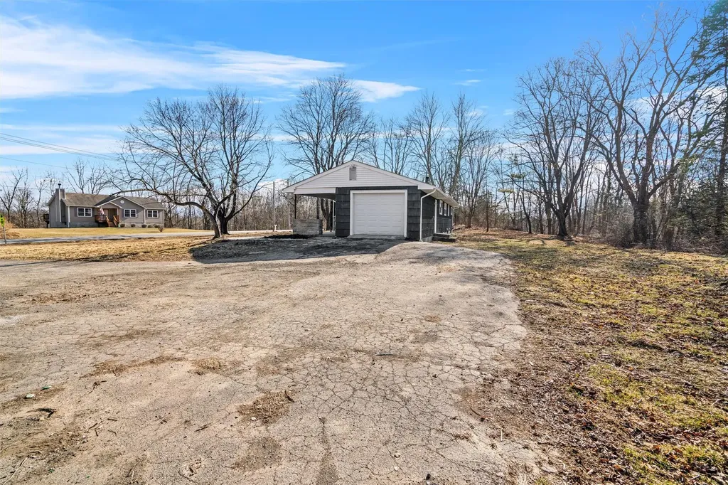 545 County Route 12 New Hampton NY 10958