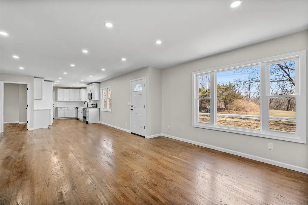 545 County Route 12 New Hampton NY 10958