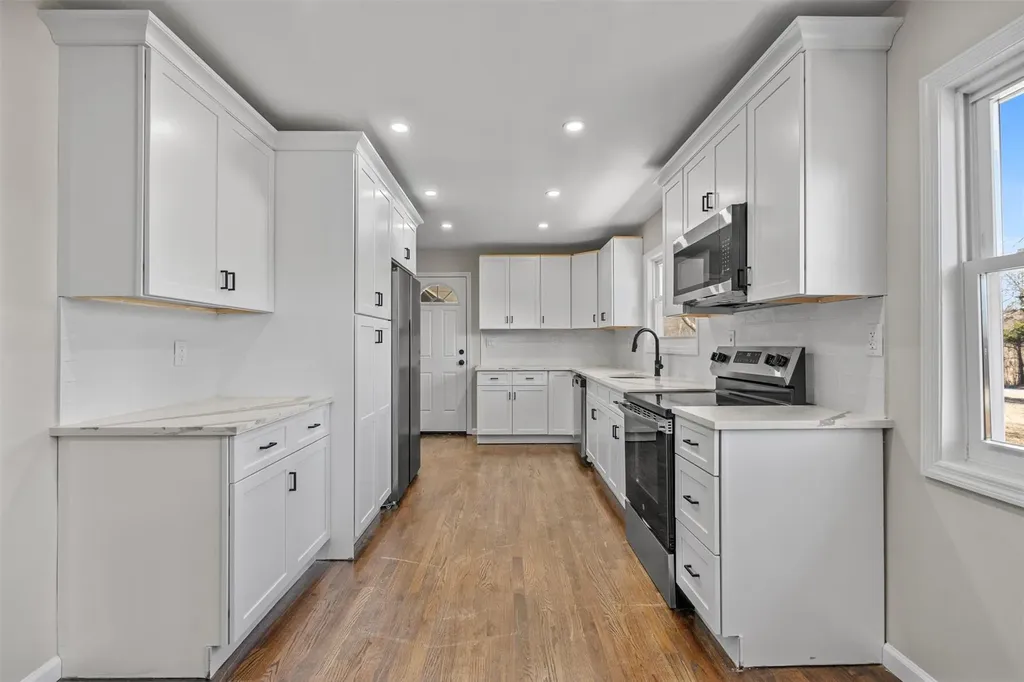 545 County Route 12 New Hampton NY 10958