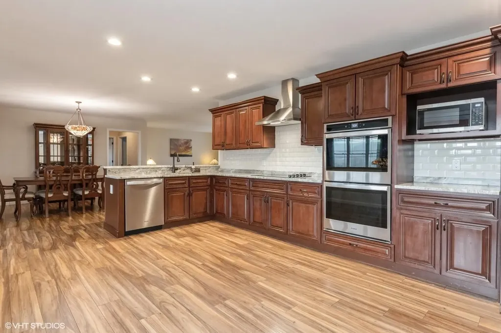 46 Peaceable Way Dover Plains NY 12522