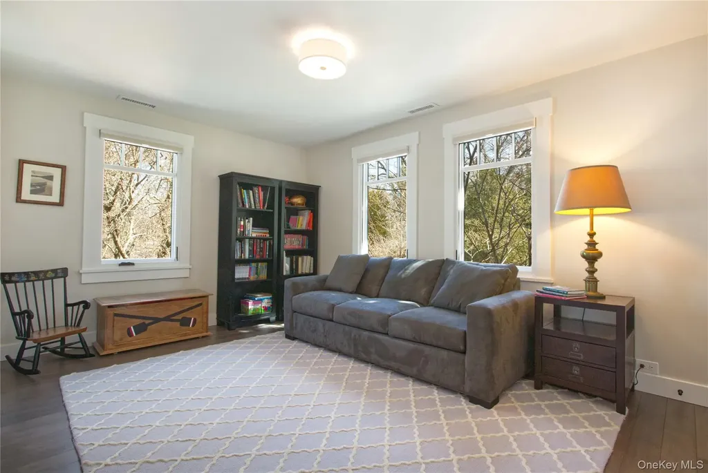 30 Half Moon Lane Irvington NY 10533