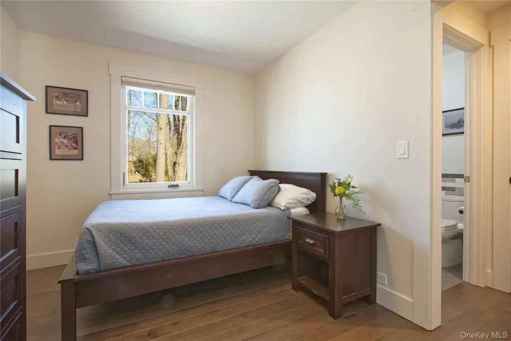 30 Half Moon Lane Irvington NY 10533