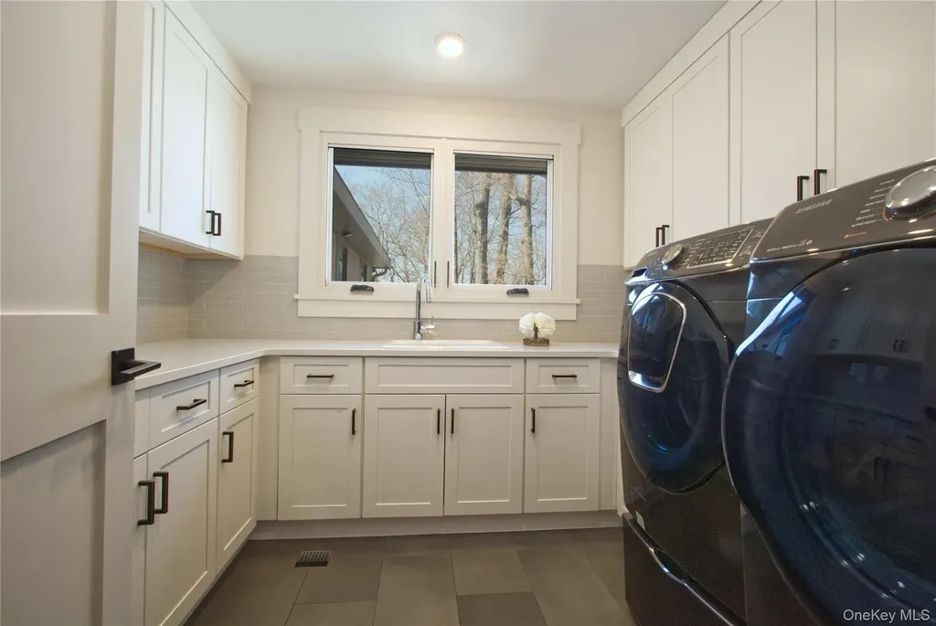 30 Half Moon Lane Irvington NY 10533