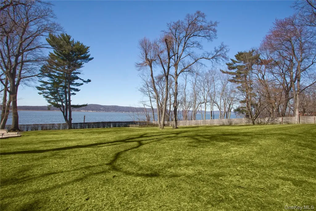 30 Half Moon Lane Irvington NY 10533