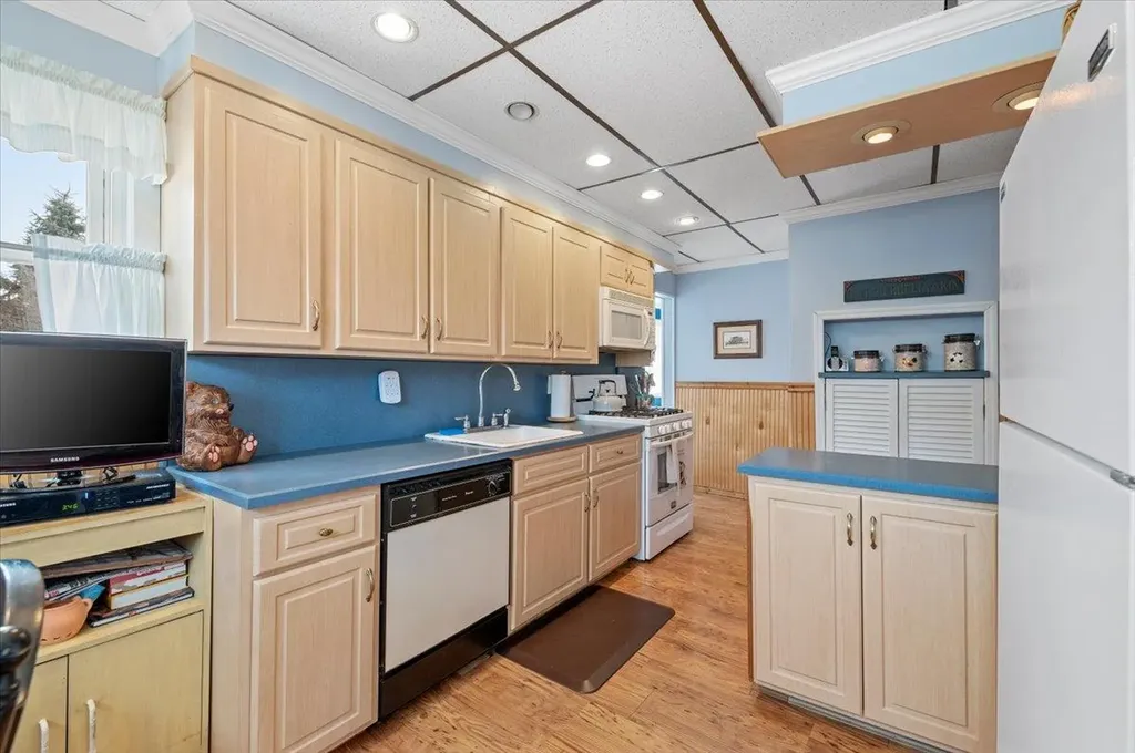 38 Alice Court Bethpage NY 11714