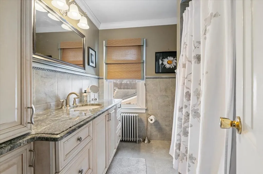 38 Alice Court Bethpage NY 11714
