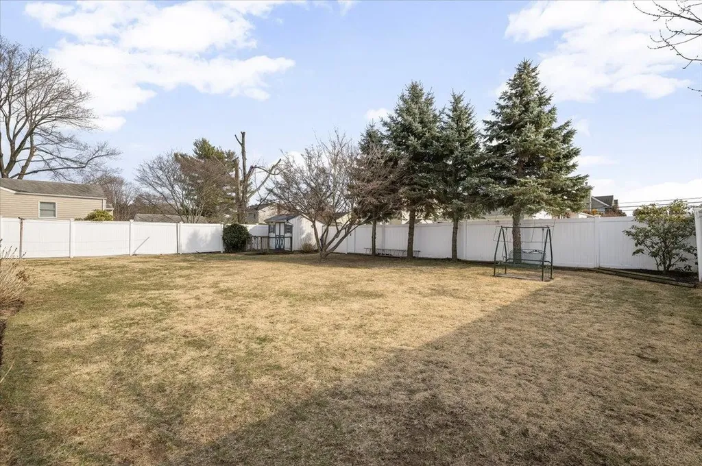 38 Alice Court Bethpage NY 11714