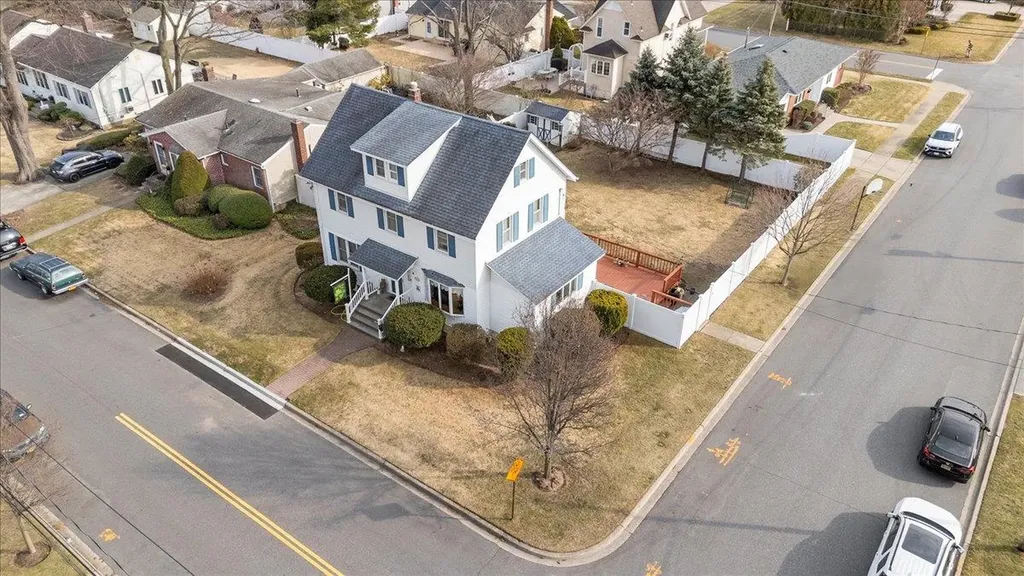 38 Alice Court Bethpage NY 11714