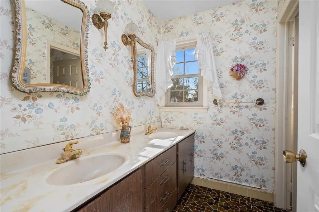 9 Brevoort Lane Rye NY 10580