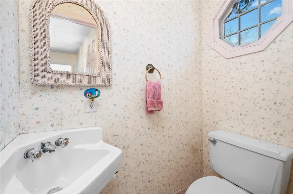 9 Brevoort Lane Rye NY 10580