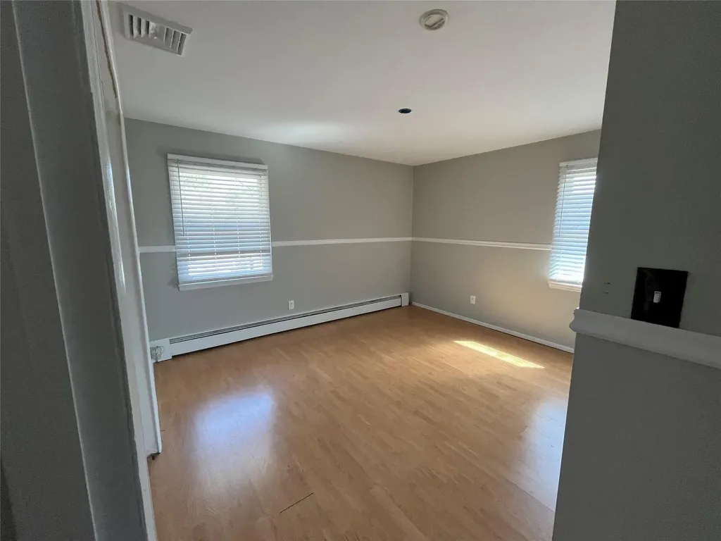 102 Wedgewood Drive Coram NY 11727