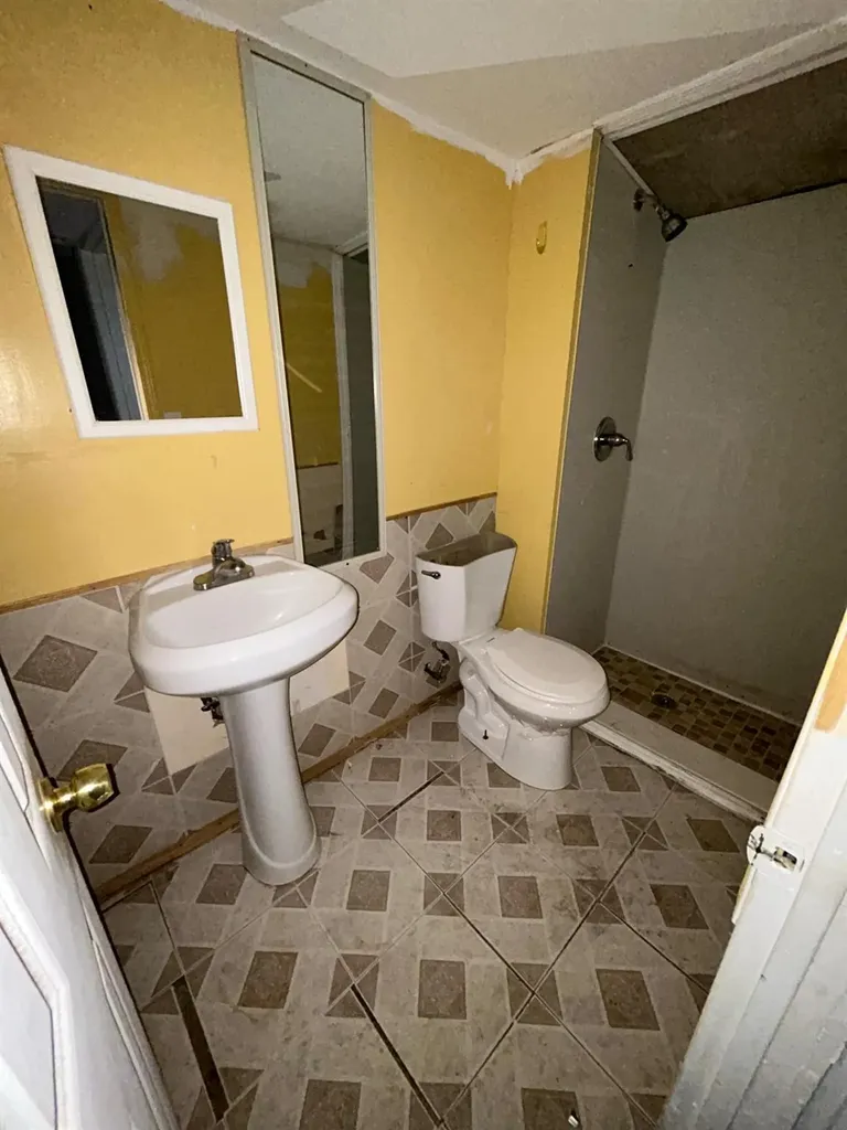 102 Wedgewood Drive Coram NY 11727