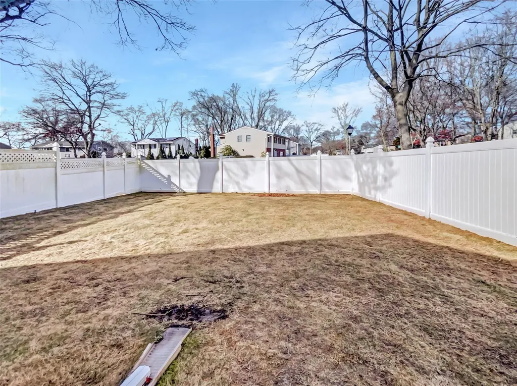 1 Charter Lane Smithtown NY 11787