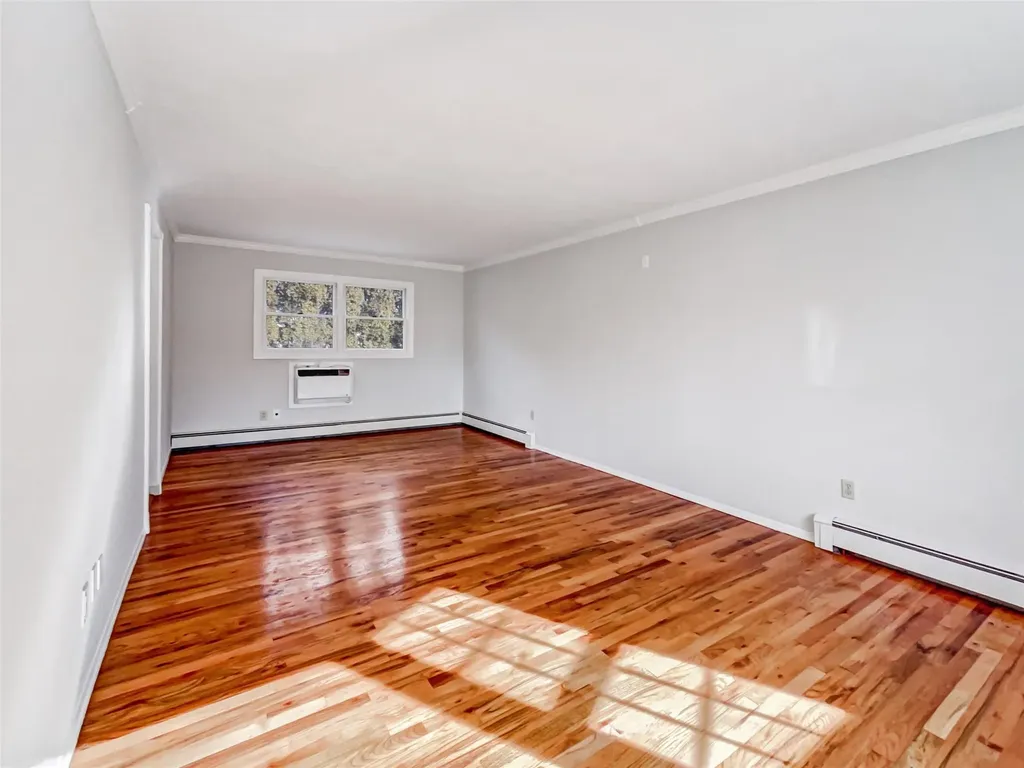 1 Charter Lane Smithtown NY 11787