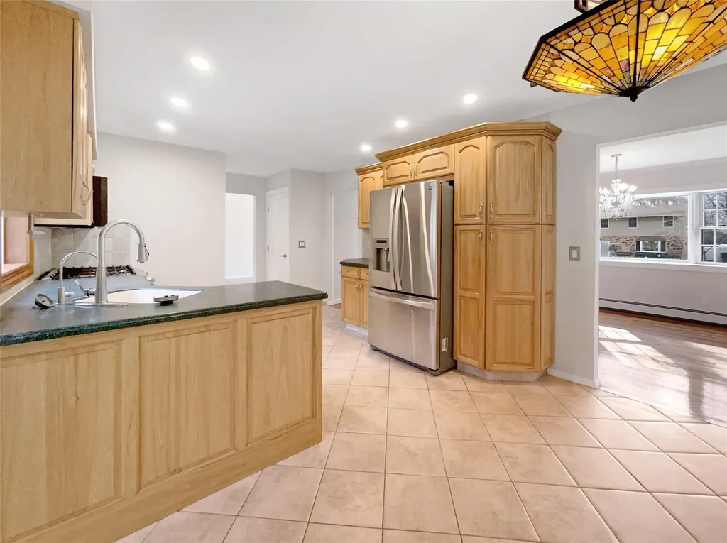 1 Charter Lane Smithtown NY 11787