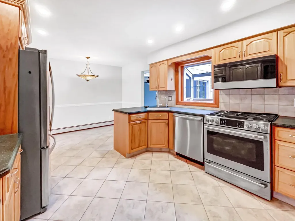1 Charter Lane Smithtown NY 11787