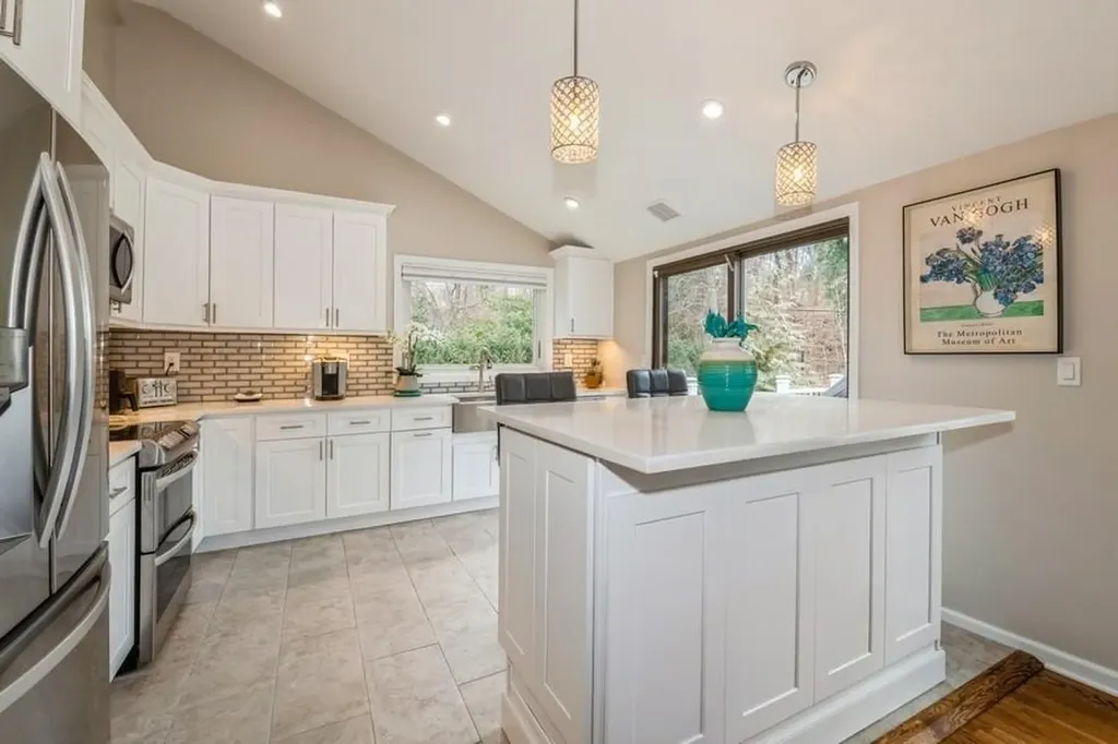 6 Daniel Drive Glen Cove NY 11542