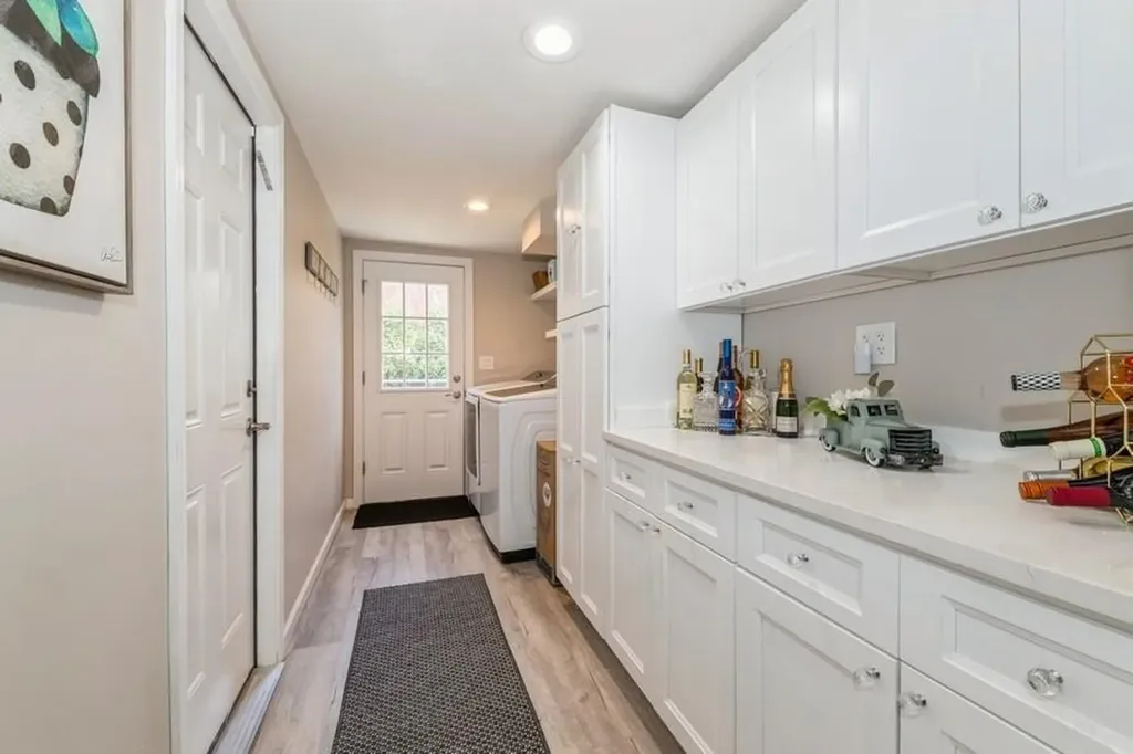6 Daniel Drive Glen Cove NY 11542