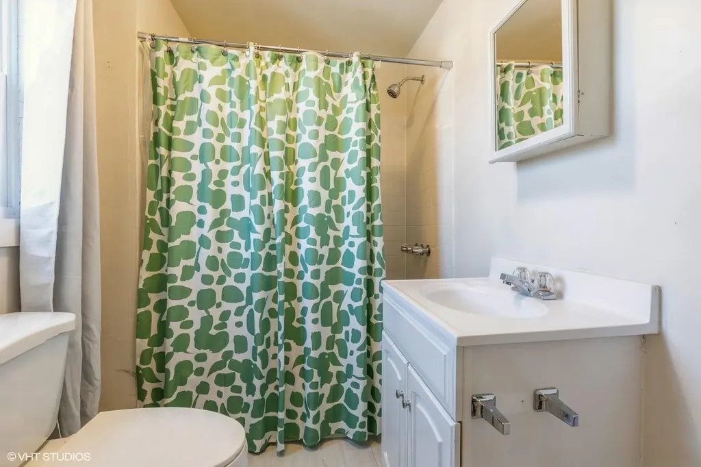 81 Everett Street Patchogue NY 11772