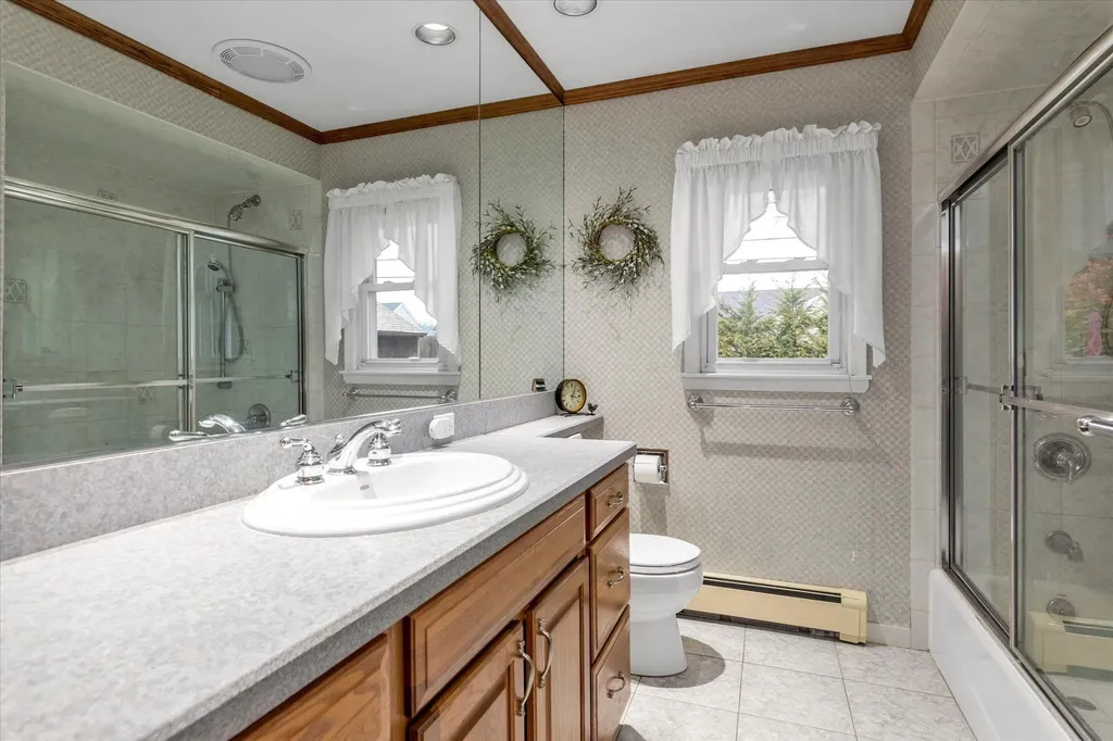 903 Alan Drive Wantagh NY 11793