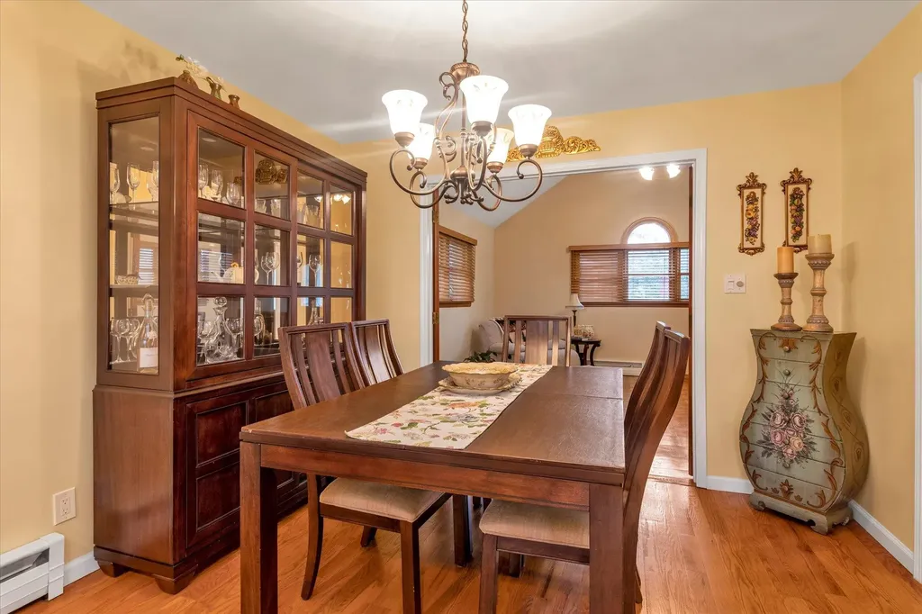903 Alan Drive Wantagh NY 11793