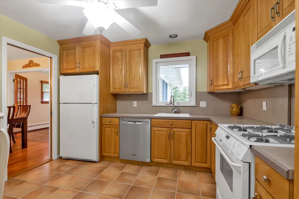 903 Alan Drive Wantagh NY 11793