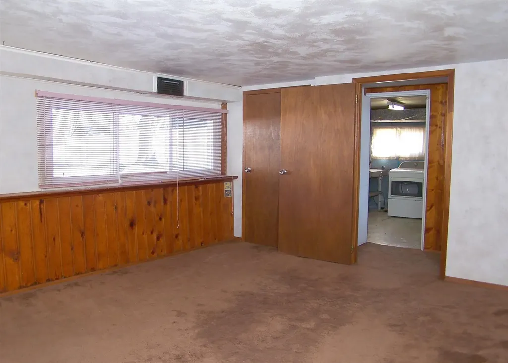 1343 Thompson Drive Bay Shore NY 11706