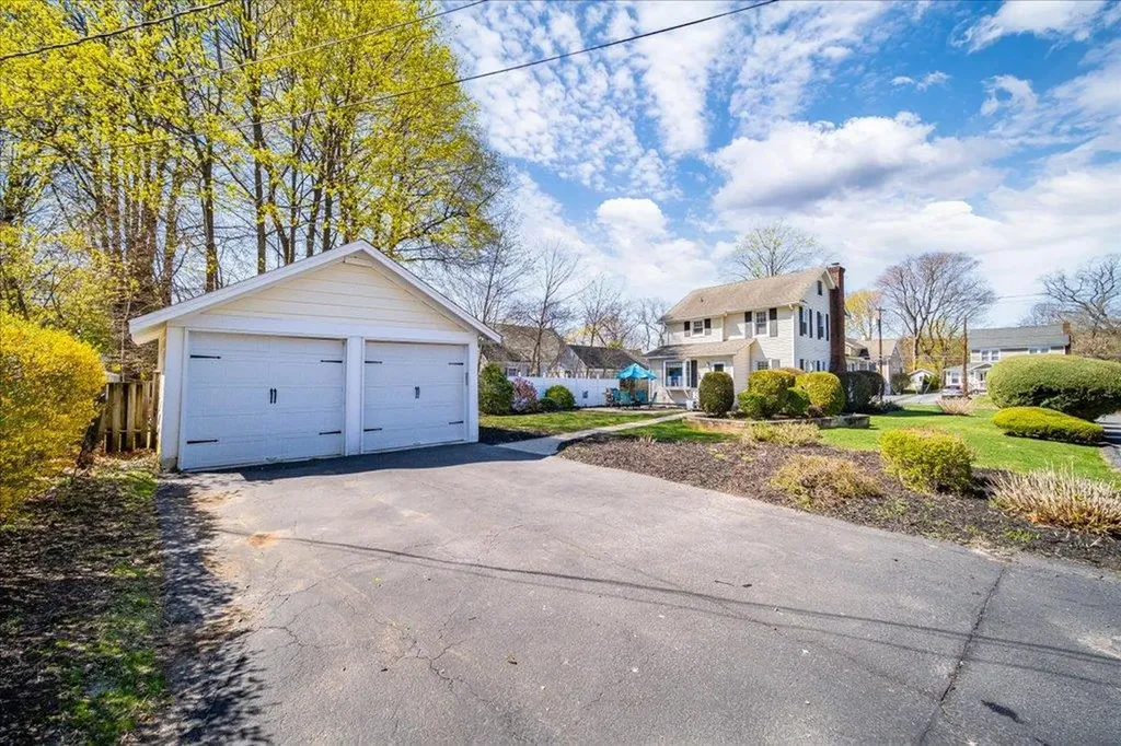 8 Hillside Avenue Suffern NY 10901