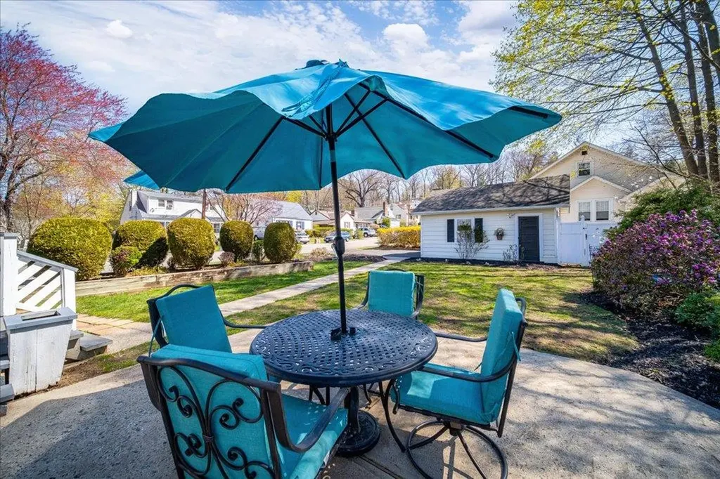 8 Hillside Avenue Suffern NY 10901