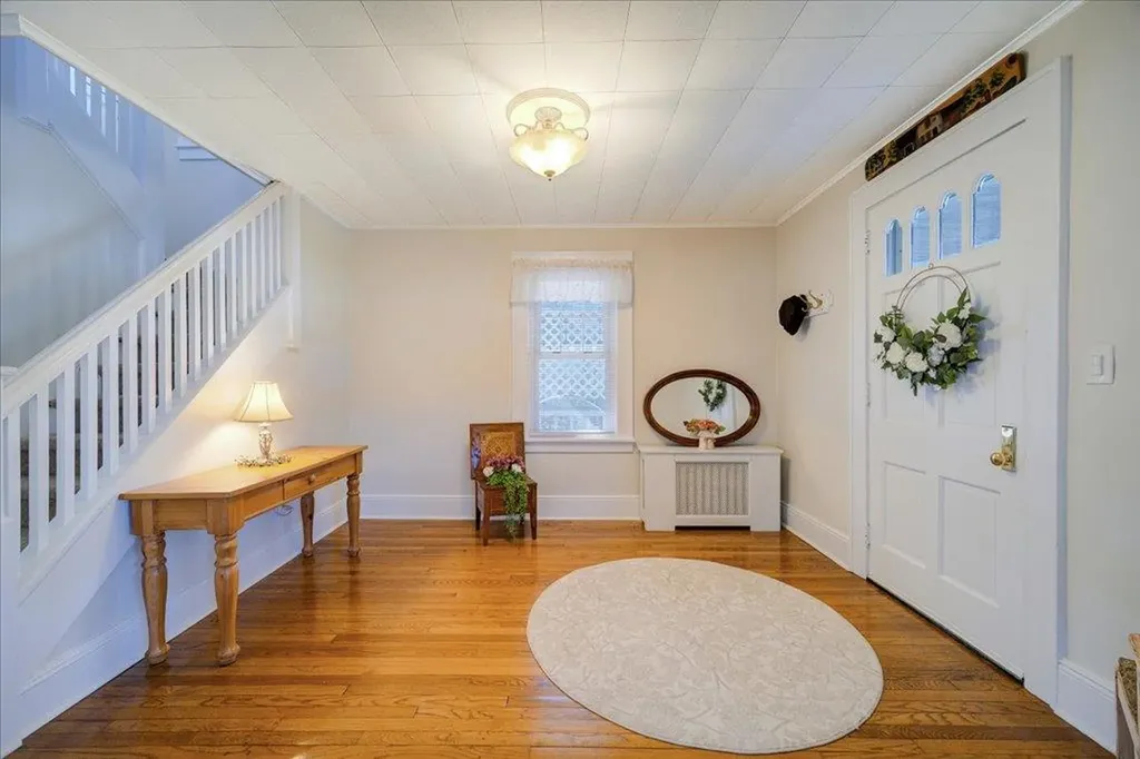 8 Hillside Avenue Suffern NY 10901