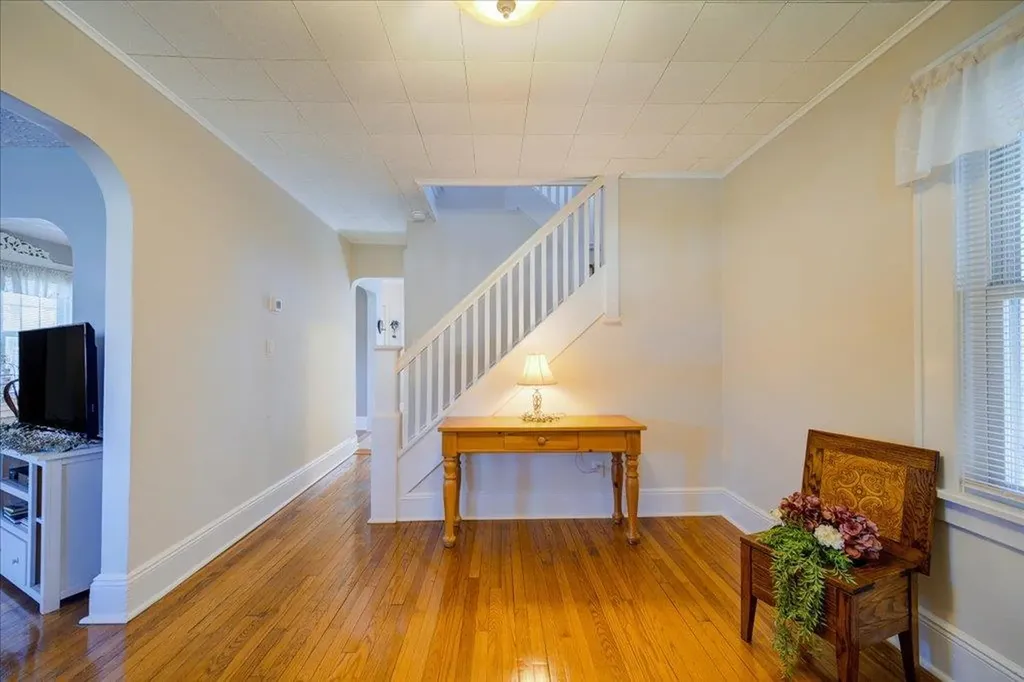 8 Hillside Avenue Suffern NY 10901