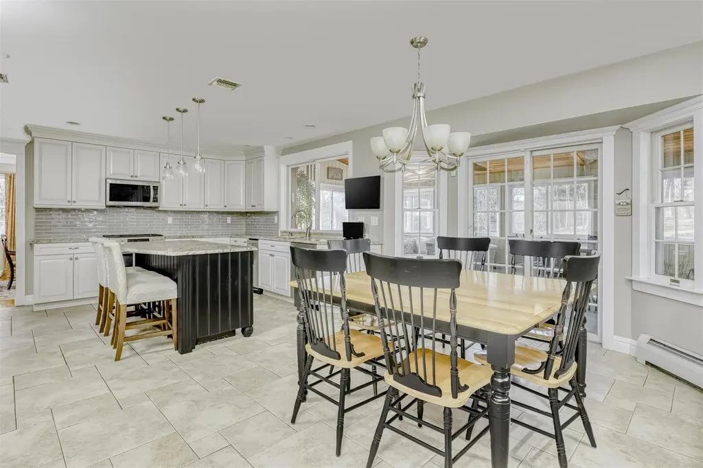 2 Mills Road Suffern NY 10901