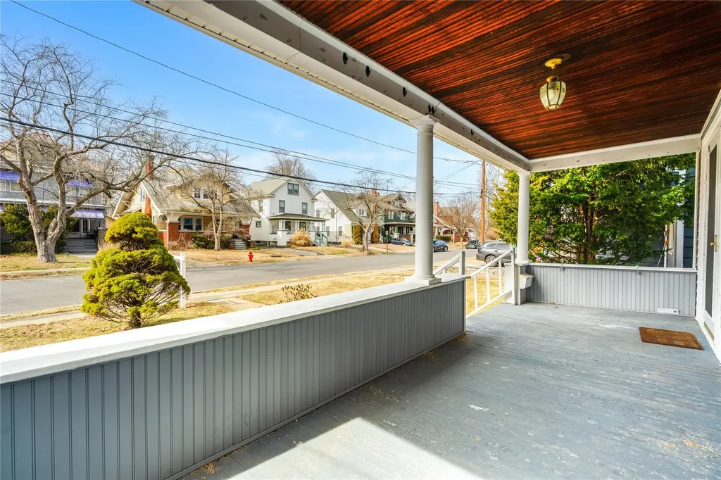 17 Parkwood Boulevard Poughkeepsie NY 12603
