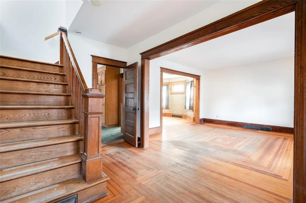 17 Parkwood Boulevard Poughkeepsie NY 12603