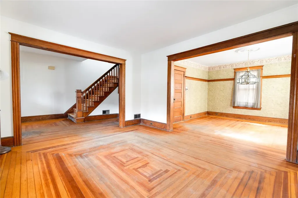 17 Parkwood Boulevard Poughkeepsie NY 12603