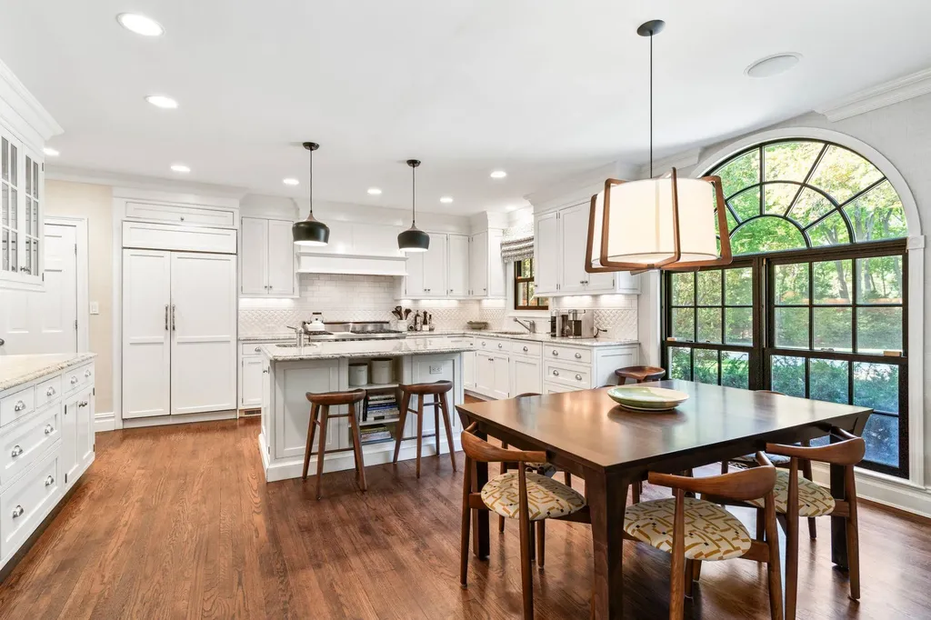 30 Underhill Road Locust Valley NY 11560