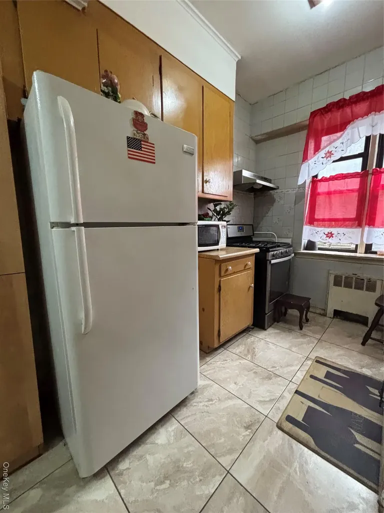 740 E 232 Street Bronx NY 10466