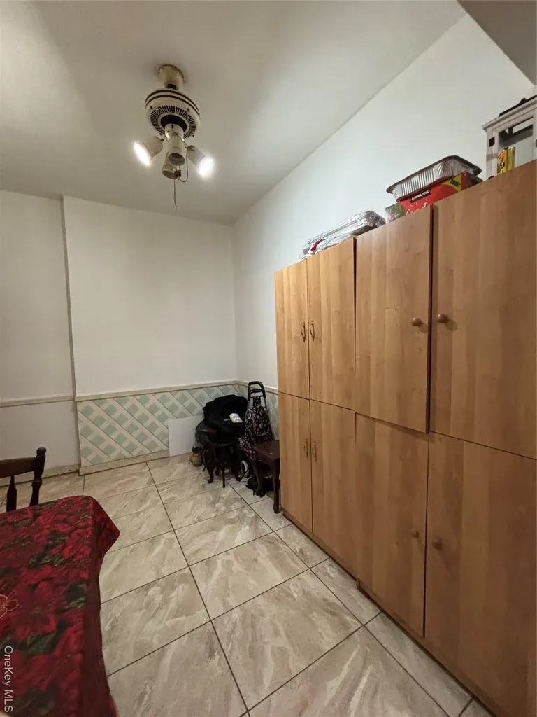 740 E 232 Street Bronx NY 10466