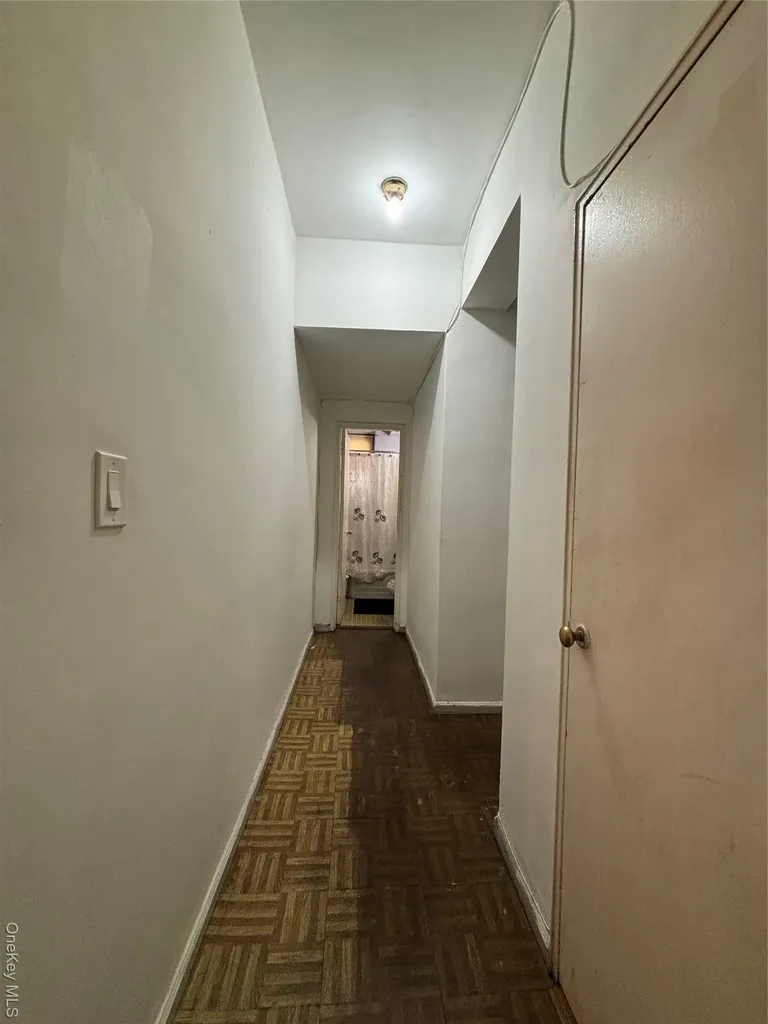 740 E 232 Street Bronx NY 10466
