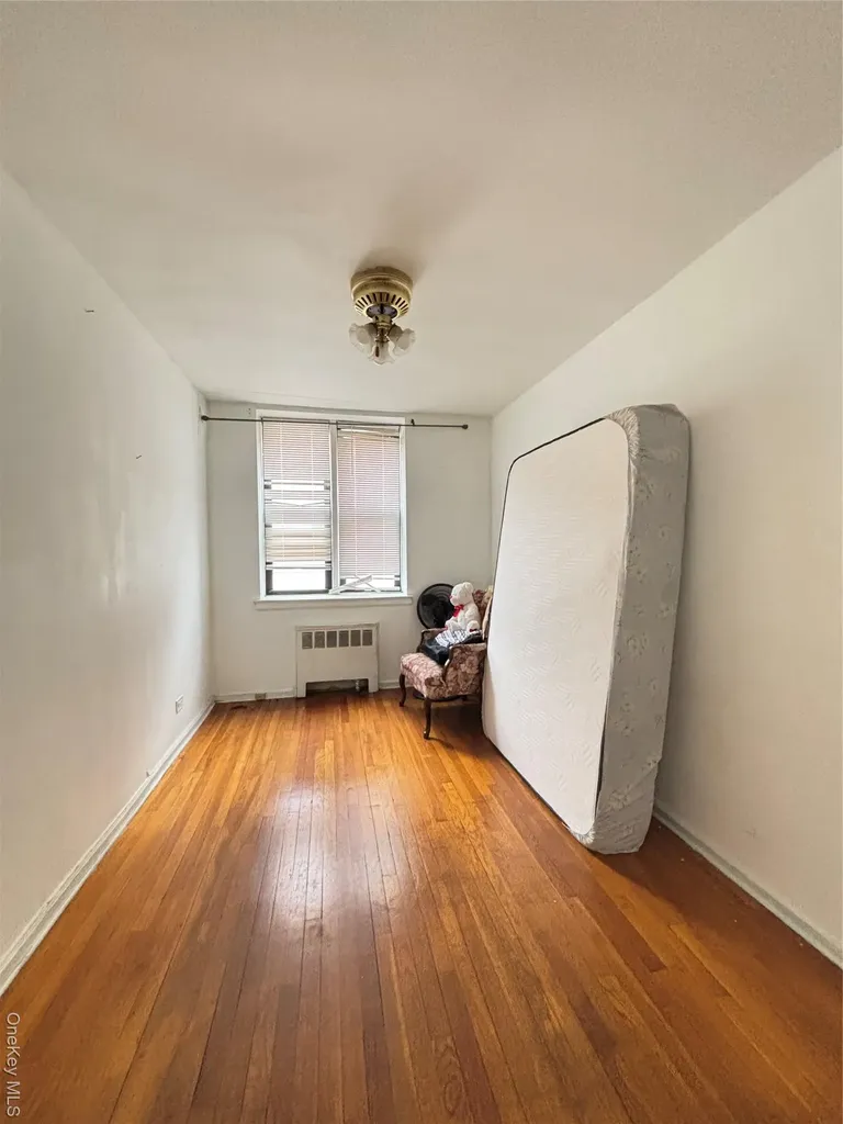 740 E 232 Street Bronx NY 10466