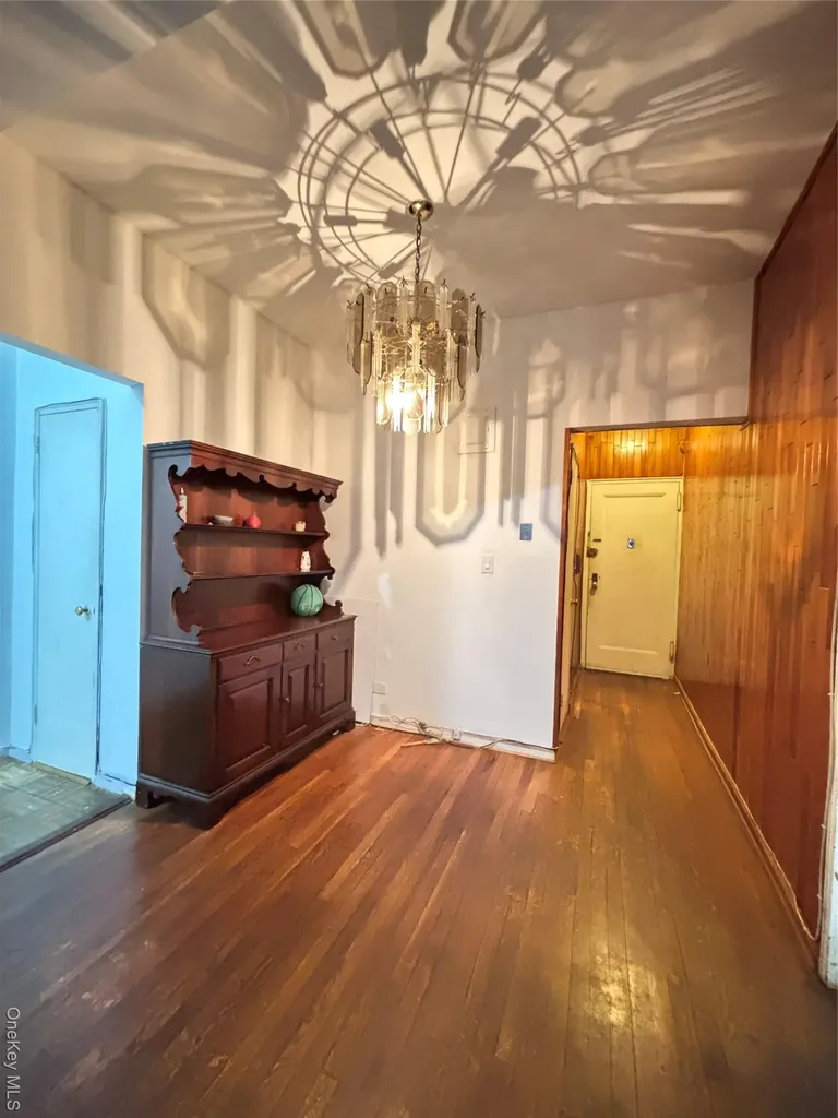 740 E 232 Street Bronx NY 10466