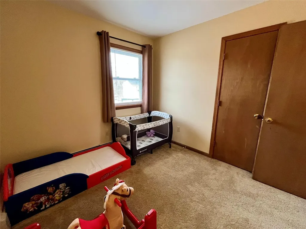 15 Toc Drive Highland NY 12528
